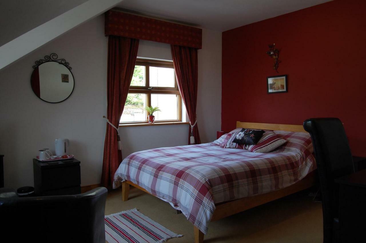 Tinnycross House B&B Ballymore Eustace Kültér fotó
